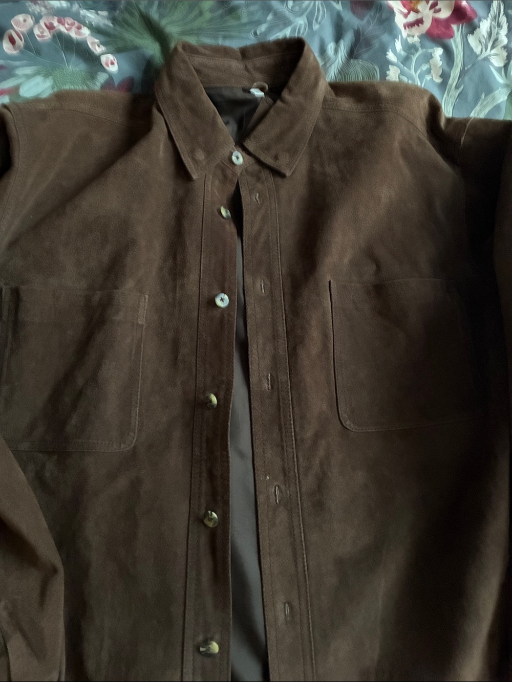 Men's Brown Suede Jacket - Classic Shirt-Style Coat - Picture 6 of 7